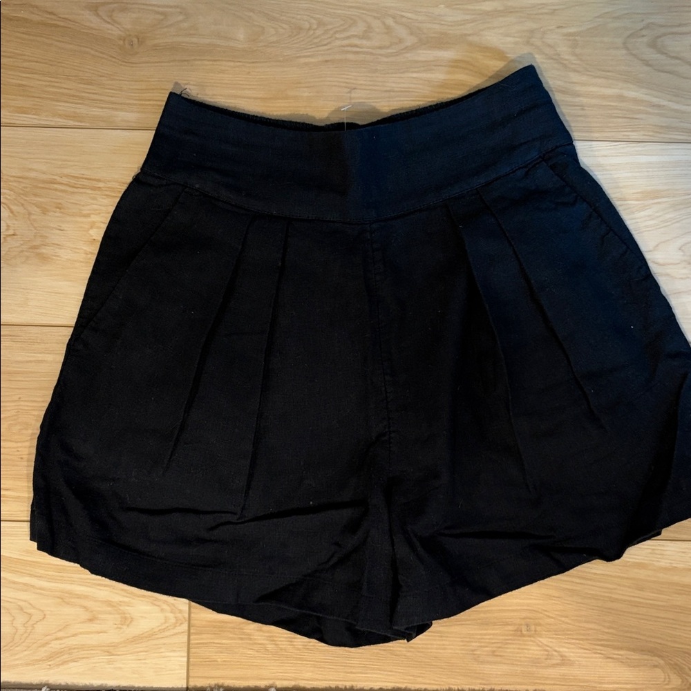 Abercrombie & Fitch Black High Waist Shorts